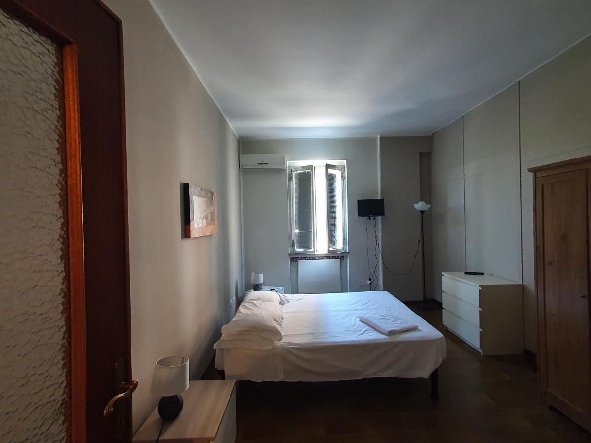 Casa Tommaso Apartment Piacenza Ngoại thất bức ảnh