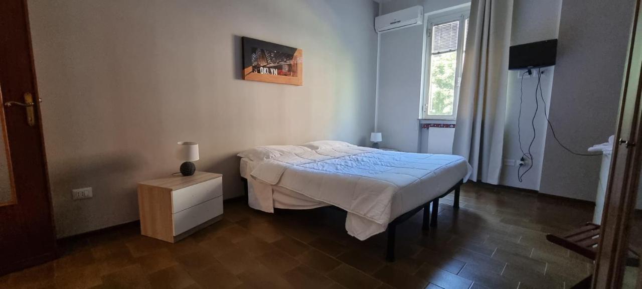 Casa Tommaso Apartment Piacenza Ngoại thất bức ảnh